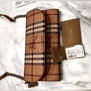 Burberry wallet crossbody bag. Like New.